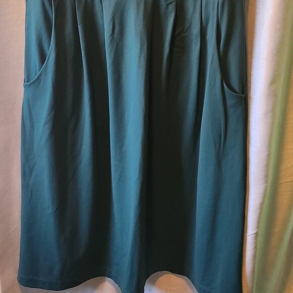 💚 Little Green Eddie Bauer Dress – Casual or Dressy - Picture 3 of 3